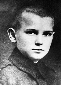 Młody Karol Wojtyła